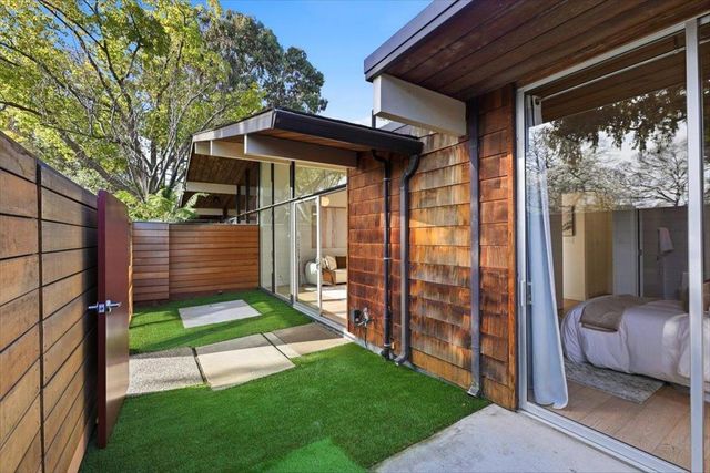 127 Greenmeadow Way, Palo Alto, CA 94306