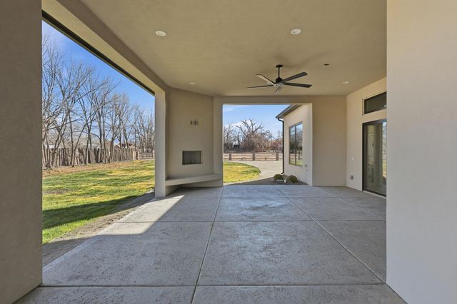 613 VALLE QUERIDO Court NW, Albuquerque, NM 87114