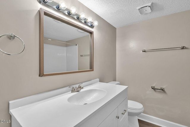 500 Umstead Drive 105d, Chapel Hill, NC 27516