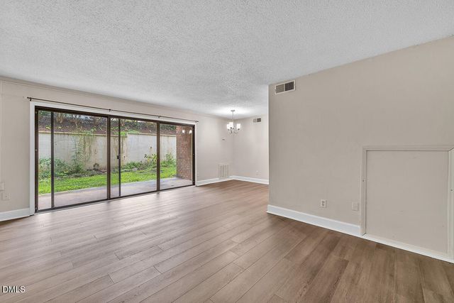 500 Umstead Drive 105d, Chapel Hill, NC 27516