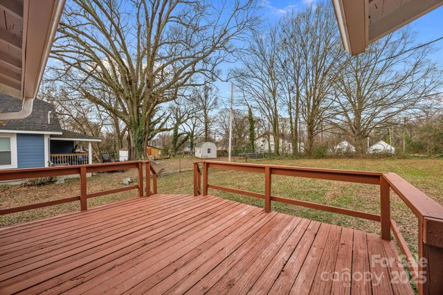 1312 Wilson W Lee Boulevard, Statesville, NC 28677