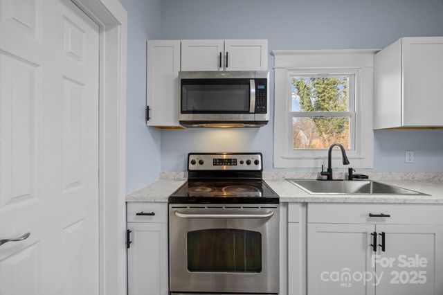 1312 Wilson W Lee Boulevard, Statesville, NC 28677