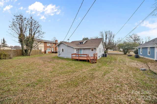 1312 Wilson W Lee Boulevard, Statesville, NC 28677