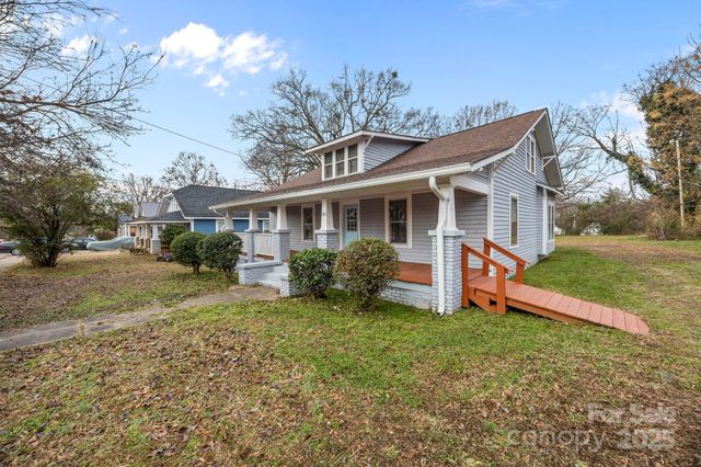 1312 Wilson W Lee Boulevard, Statesville, NC 28677