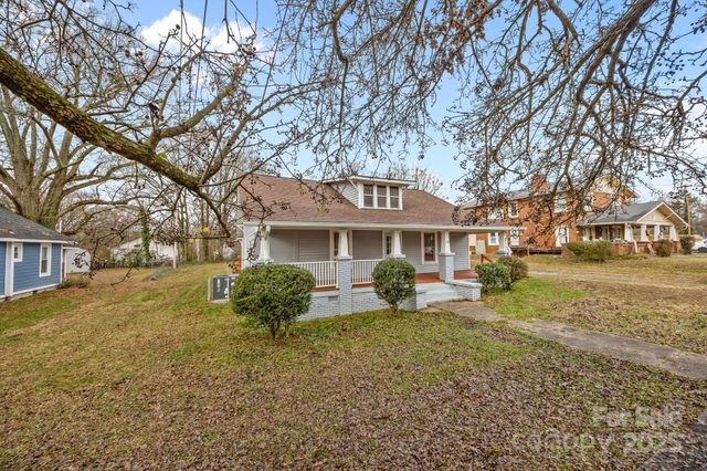 1312 Wilson W Lee Boulevard, Statesville, NC 28677