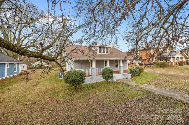 1312 Wilson W Lee Boulevard, Statesville, NC 28677