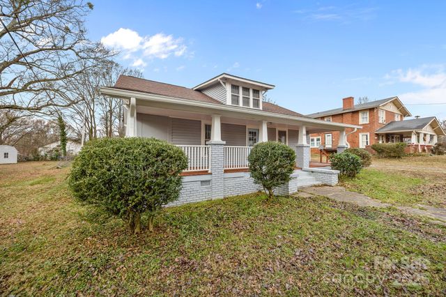 1312 Wilson W Lee Boulevard, Statesville, NC 28677