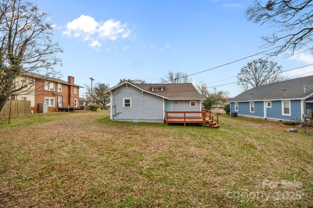 1312 Wilson W Lee Boulevard, Statesville, NC 28677