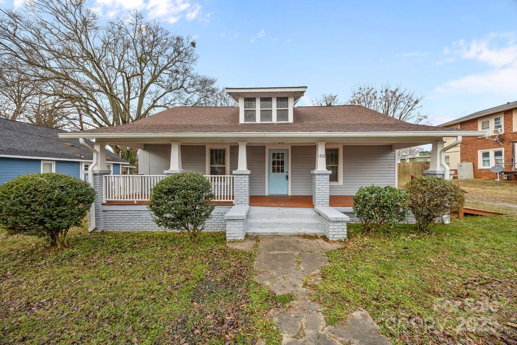 1312 Wilson W Lee Boulevard, Statesville, NC 28677