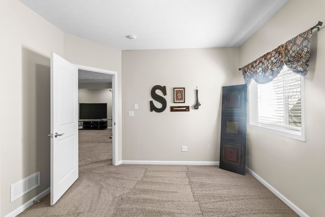 3916 Anabelle Drive, Bloomington, IL 61705