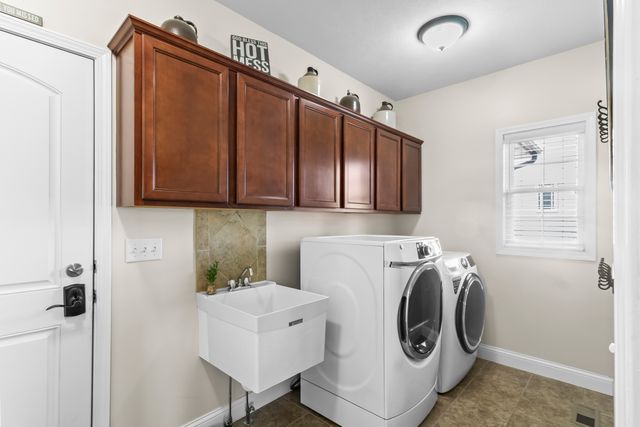 3916 Anabelle Drive, Bloomington, IL 61705