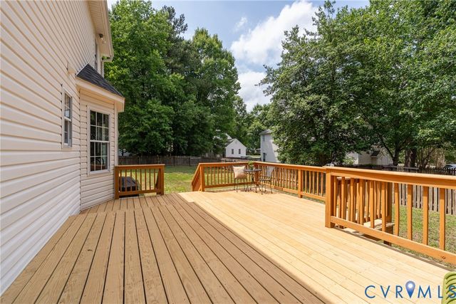 1006 Rockhaven Ct, Chester, VA 23836