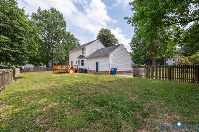 1006 Rockhaven Ct, Chester, VA 23836