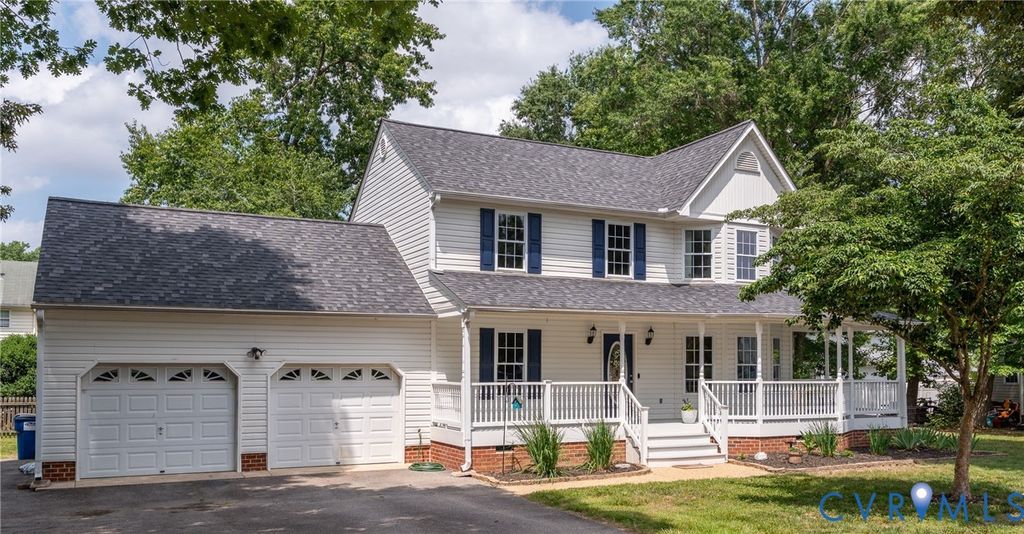 1006 Rockhaven Ct, Chester, VA 23836