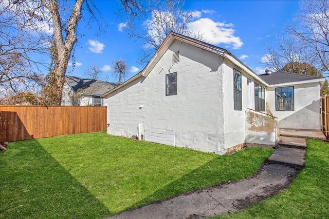 3101 Parvia Avenue, Dallas, TX 75212