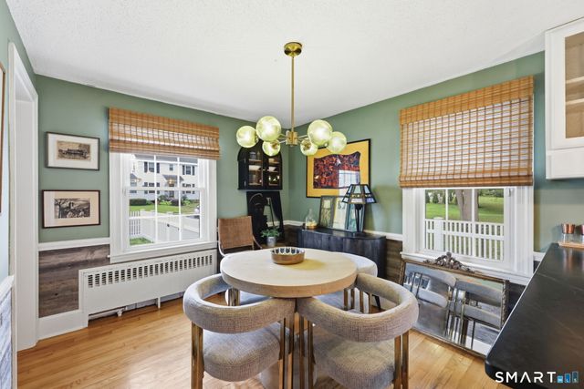 134 Oakwood Avenue, West Hartford, CT 06119