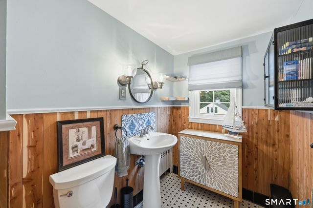 134 Oakwood Avenue, West Hartford, CT 06119