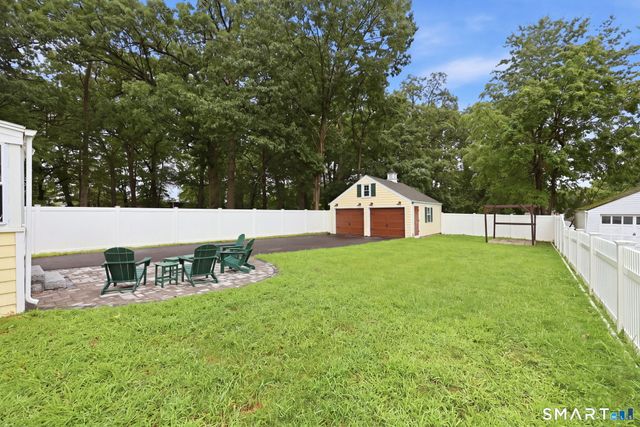 134 Oakwood Avenue, West Hartford, CT 06119