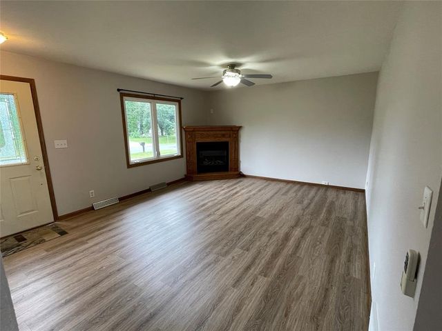 1420 Kernan Court, Eau Claire, WI 54703