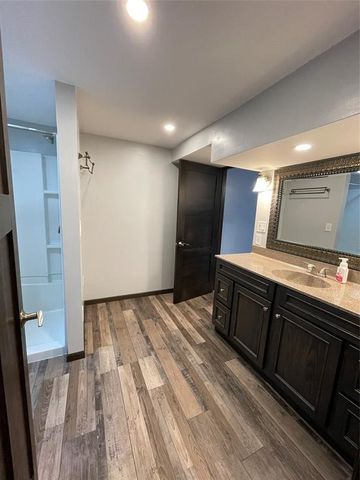 1420 Kernan Court, Eau Claire, WI 54703