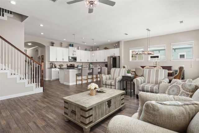 5125 Allen Cay Drive, Texas City, TX 77590