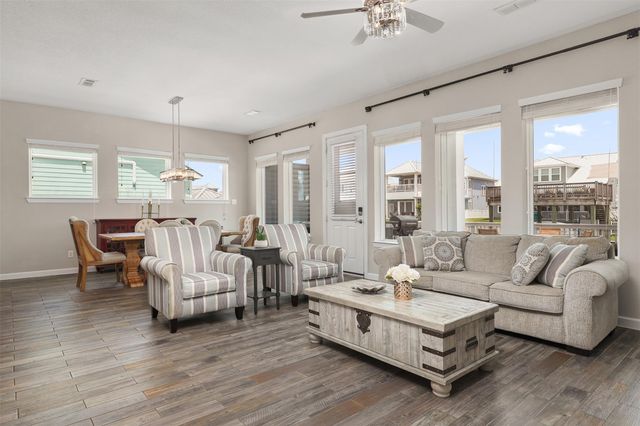 5125 Allen Cay Drive, Texas City, TX 77590