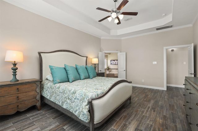 5125 Allen Cay Drive, Texas City, TX 77590