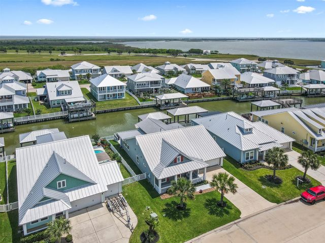 5125 Allen Cay Drive, Texas City, TX 77590