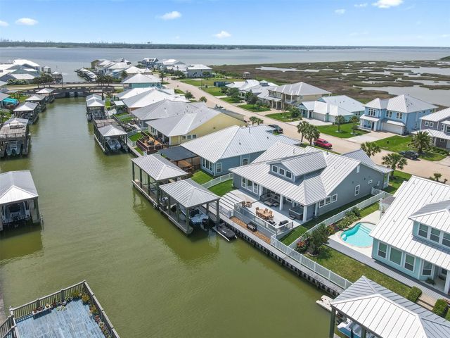 5125 Allen Cay Drive, Texas City, TX 77590