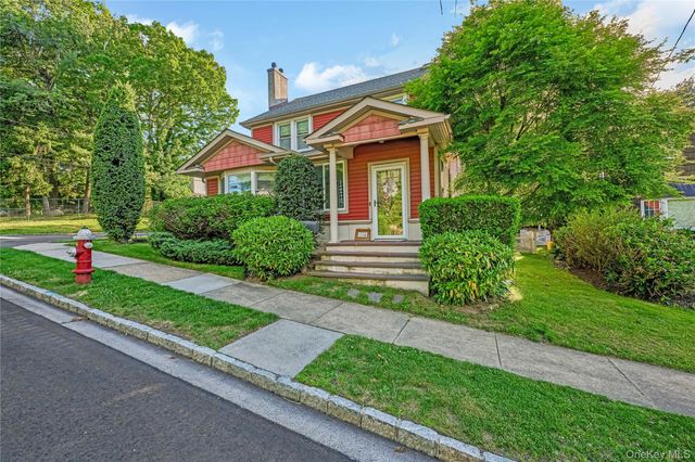 134 Singworth Street, Oyster Bay, NY 11771