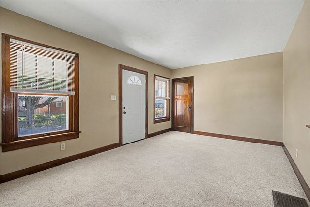 2909 Hazel Avenue, Dayton, OH 45420