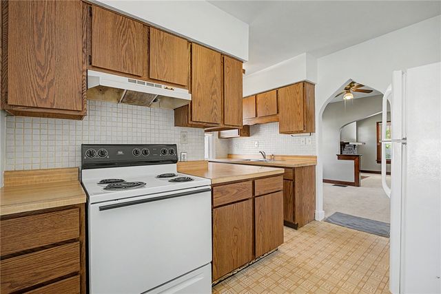 2909 Hazel Avenue, Dayton, OH 45420
