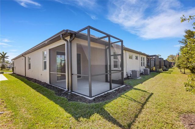 5985 AMBERLY DRIVE, Bradenton, FL 34208