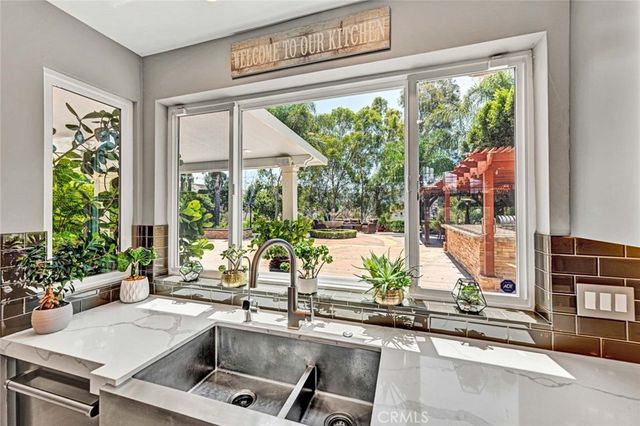 461 S Paseo Estrella, Anaheim Hills, CA 92807