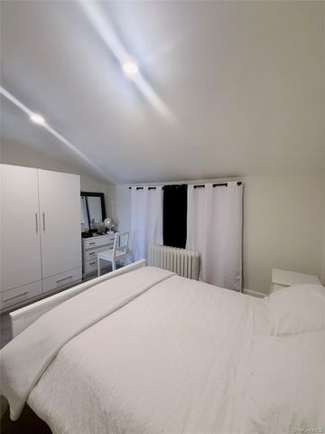 130 Clinton Avenue 3, New Rochelle, NY 10801