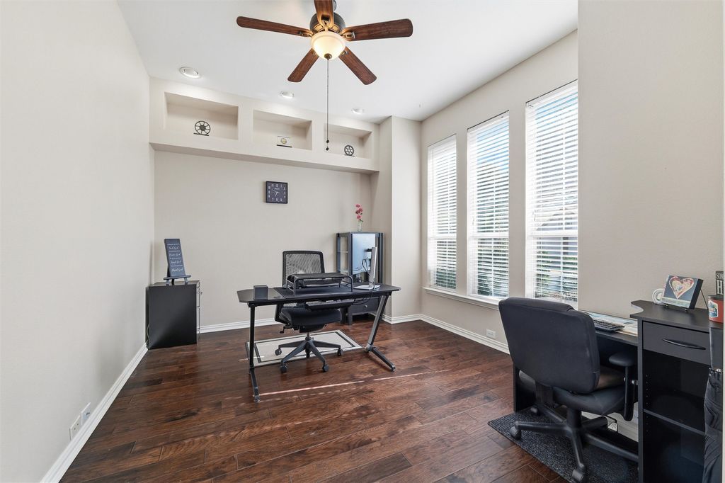 124 Myrtle Creek, Grapevine, TX 76051 — photo 5