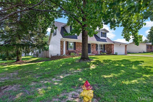 2992 Brooklands Way, St Charles, MO 63303