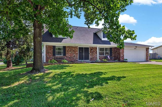 2992 Brooklands Way, St Charles, MO 63303