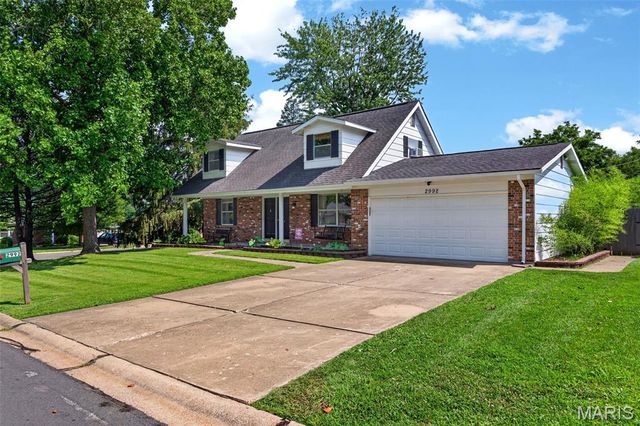 2992 Brooklands Way, St Charles, MO 63303