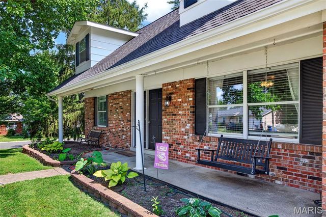 2992 Brooklands Way, St Charles, MO 63303
