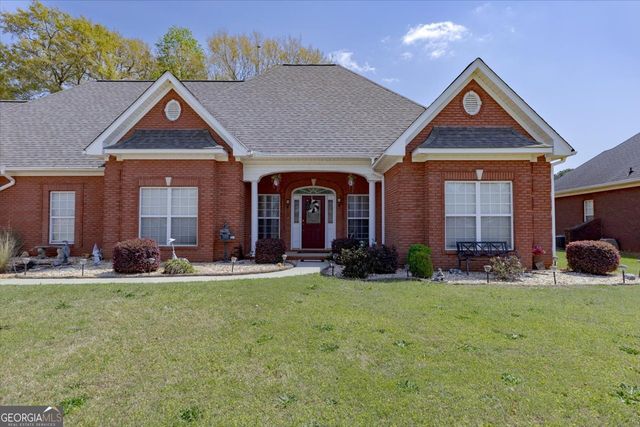 214 Knob Hill Drive, Warner Robins, GA 31088