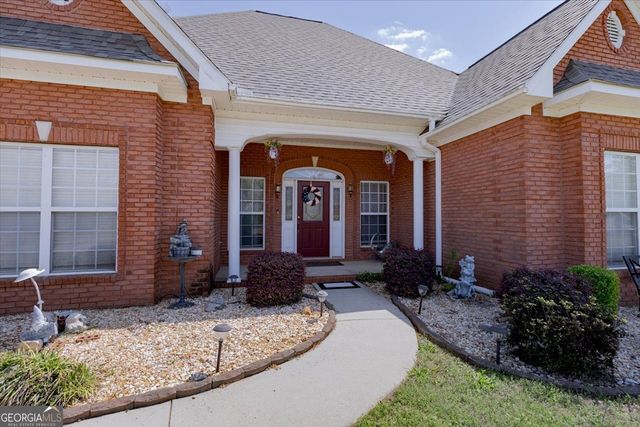 214 Knob Hill Drive, Warner Robins, GA 31088