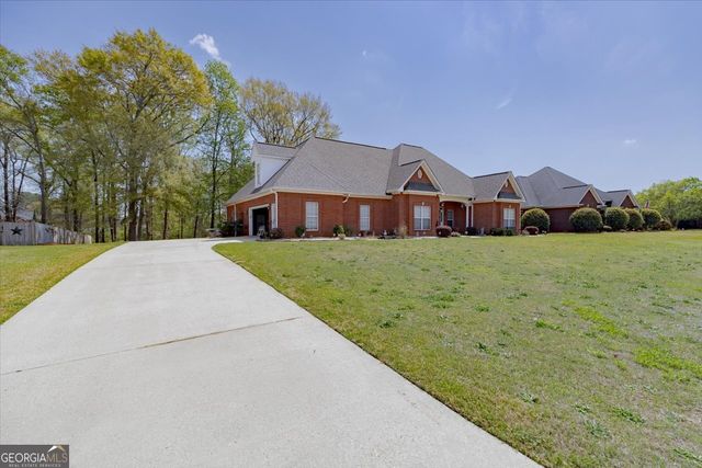 214 Knob Hill Drive, Warner Robins, GA 31088