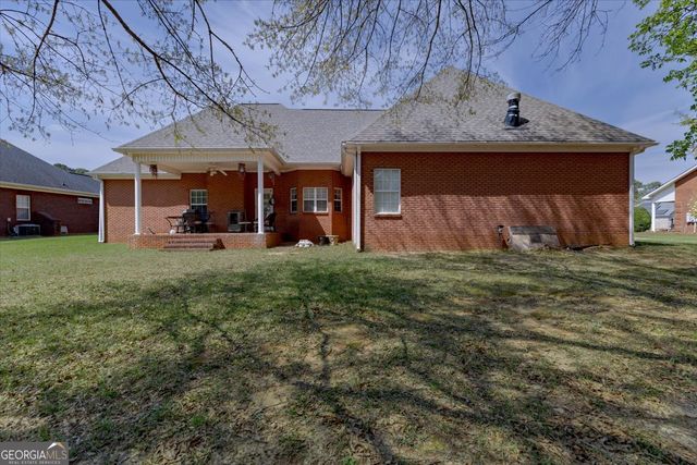 214 Knob Hill Drive, Warner Robins, GA 31088