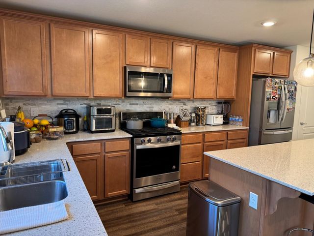 6954 E Braly, Fresno, CA 93727