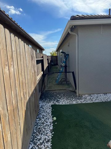 6954 E Braly, Fresno, CA 93727