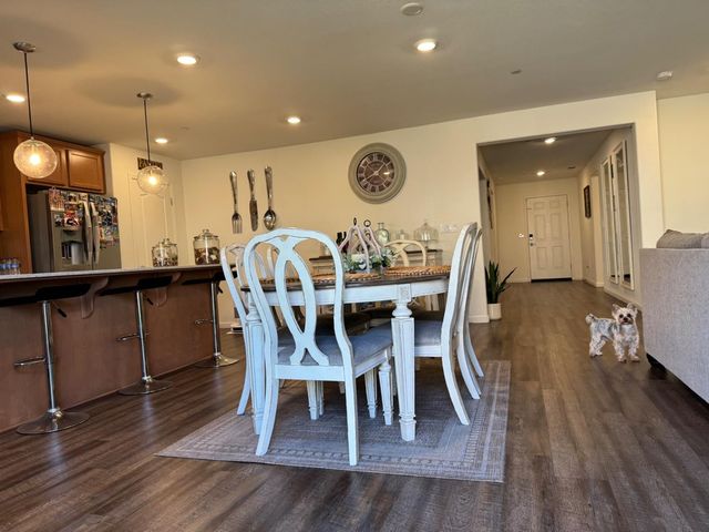 6954 E Braly, Fresno, CA 93727