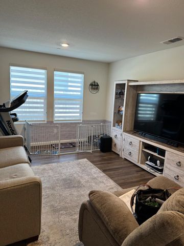 6954 E Braly, Fresno, CA 93727