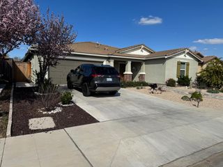 6954 E Braly, Fresno, CA 93727