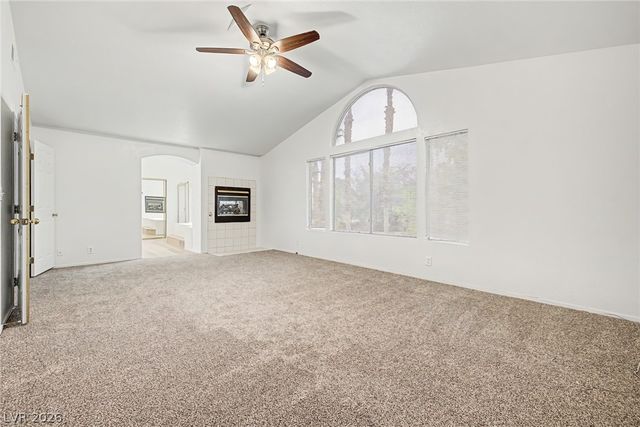 7782 Meadow Creek Street, Las Vegas, NV 89123